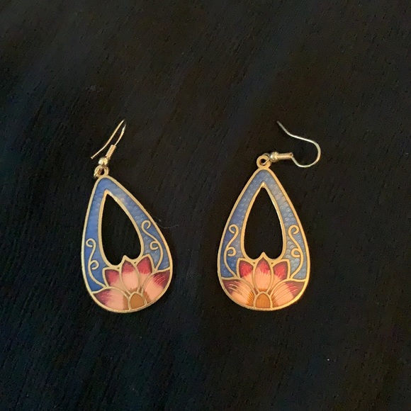 Lotus flower earrings - Picture 1 of 1